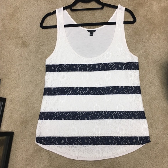 Ann Taylor Shell - Picture 3 of 3